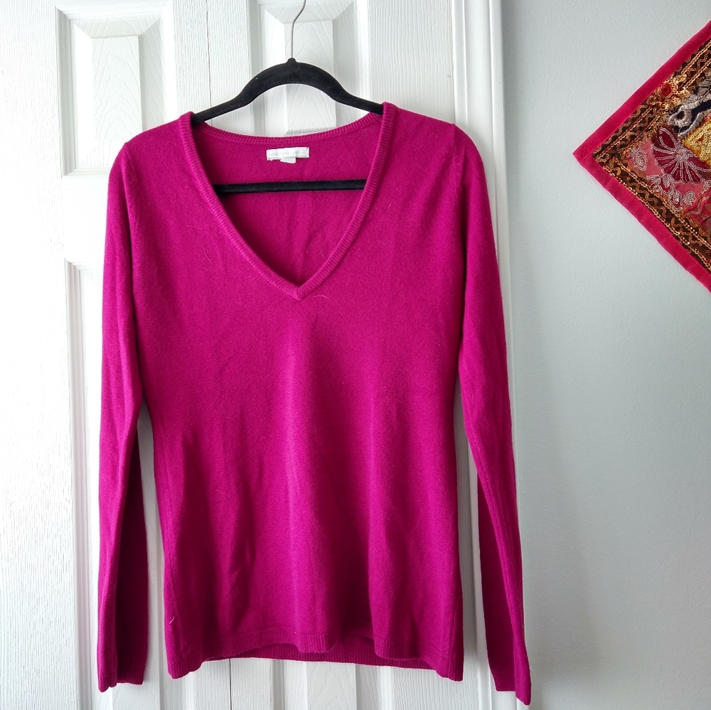 New York & Company magenta/pink v-neck sweater
